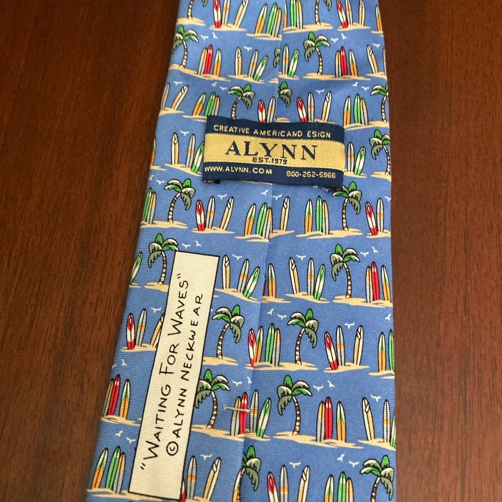 Alynn Neckwear Men’s Silk Tie - Picture 2 of 3
